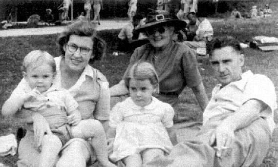 mum dad grandma Neil & me 1947 photograph